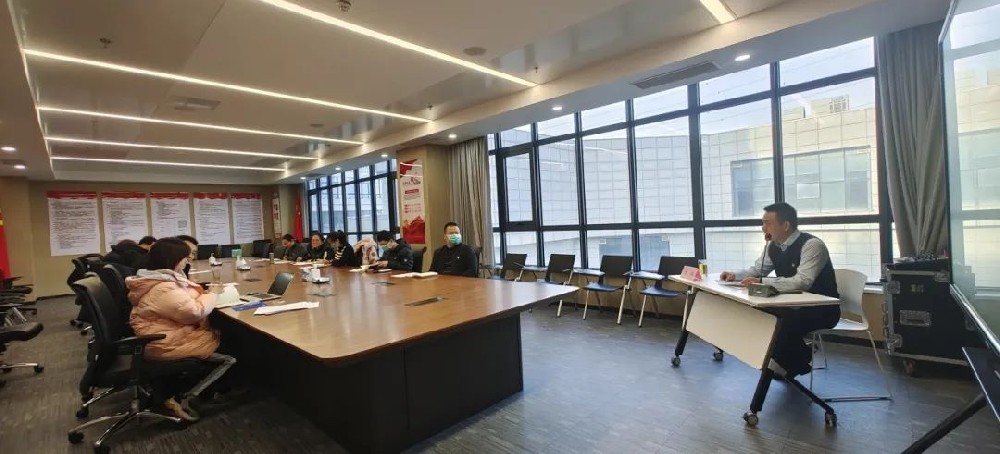 【黨建園地】鄭州控股公司黨委委員、副總經(jīng)理、工會(huì)主席李偉講授主題教育專題黨課